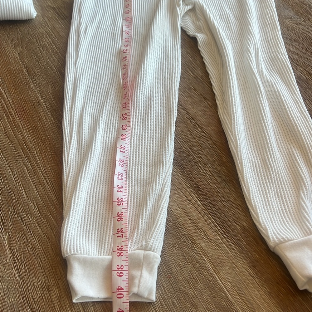 GAP Ivory Ribbed Lounge Set - Picture 9 of 11
